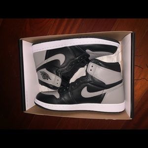 Air Jordan Retro 1 Shadow